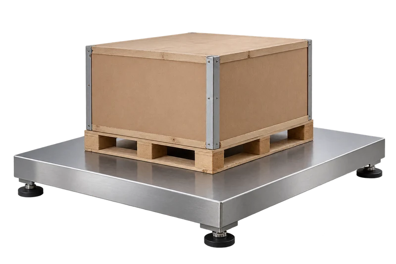 Industrial platform scale with a pallet